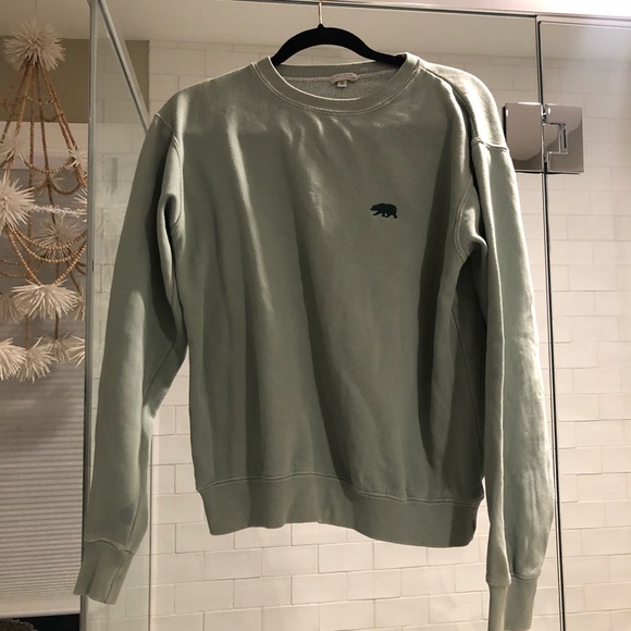 brandy melville polar bear sweatshirt